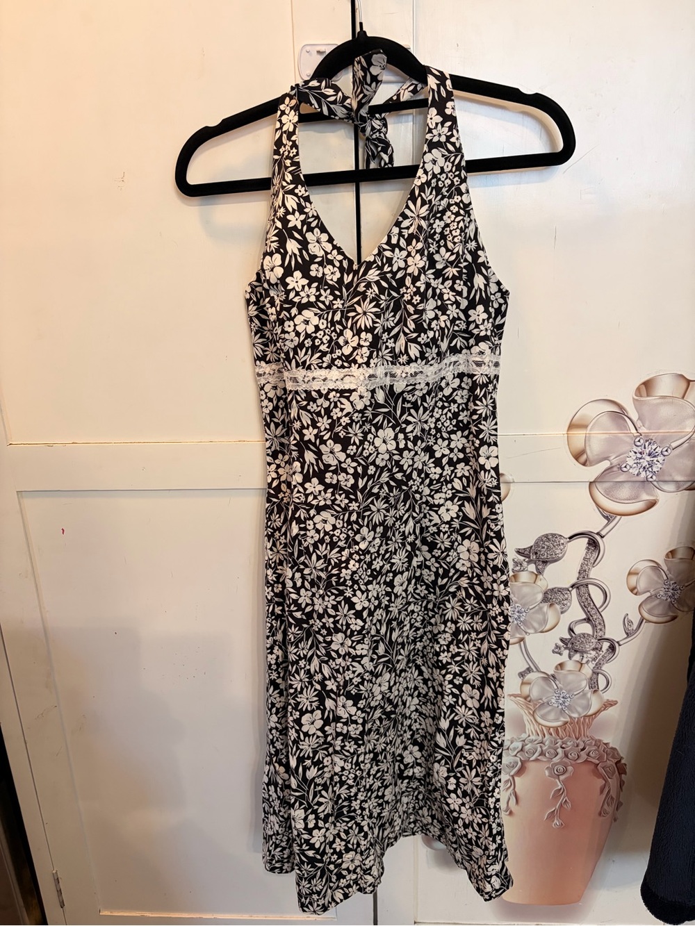 ALGO Black & White Floral Halter Dress with Lace Trim